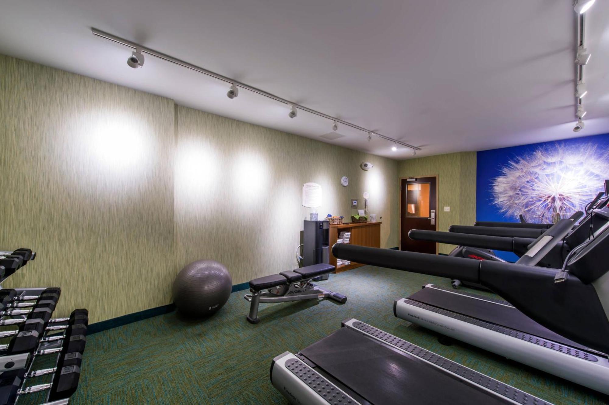 Springhill Suites Devens Common Center Eksteriør bilde